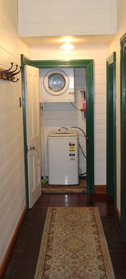 Kerrellie Cottages 2, 4 & 8 Reid Street - Accommodation Gold Coast 10