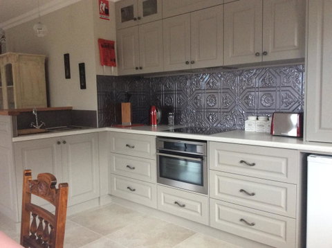 Werndee - Accommodation Gold Coast 10