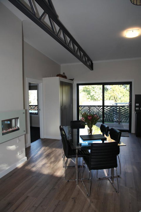 The WeareHouse In Deloraine - 1 Gold Coast 33