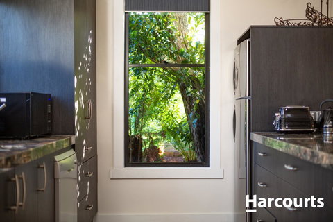 The WeareHouse In Deloraine - 1 Gold Coast 12