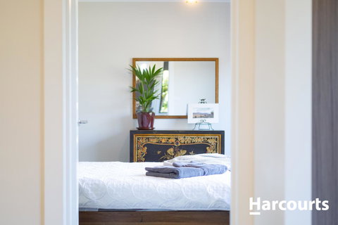 The WeareHouse In Deloraine - 1 Gold Coast 21