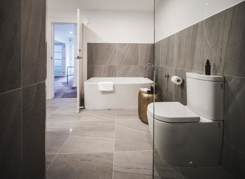 Russell House - Accommodation Gold Coast 17