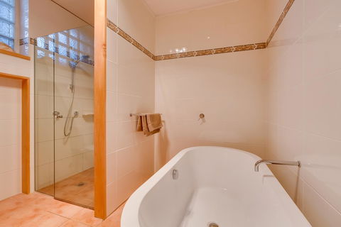 Maison Del Mar - 1 Gold Coast 8