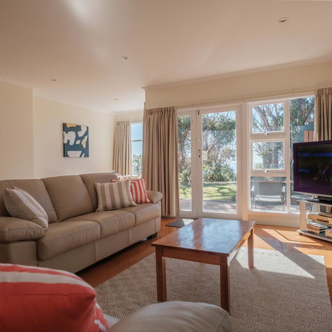 Cod Rock Point - 1 Gold Coast 17