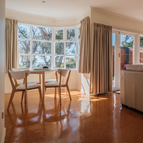 Cod Rock Point - 1 Gold Coast 13