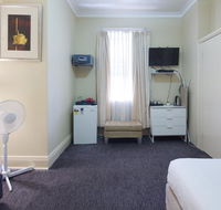 Neutral Bay Lodge - Gold Coast 4U
