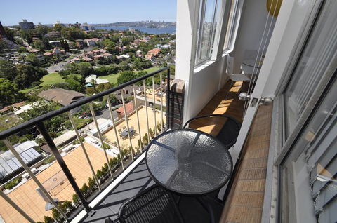 Neutral Bay Self Contained Studio Apartments - Gold Coast 4U 3