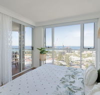 NEW Beautiful 1 Bedroom Beach Views Broadbeach - Gold Coast 4U