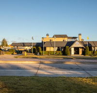 New England Motor Lodge - Accommodation Gold Coast