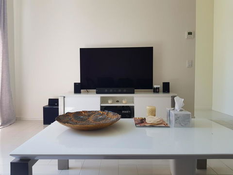 New Spacious Beachside Townhouse - 1 Gold Coast 2