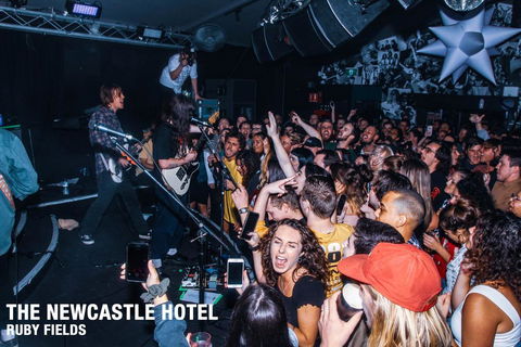 Newcastle Hotel - Gold Coast 4U 2