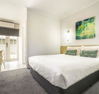 Nightcap at Skyways Hotel - Accommodation Gold Coast