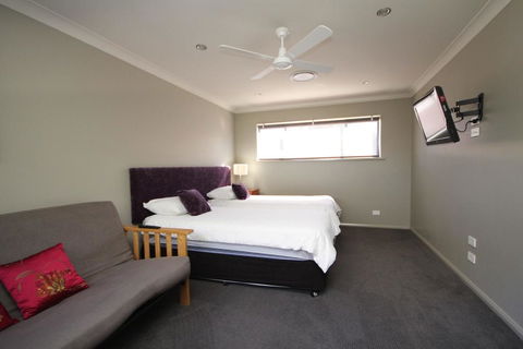 NORTHERN HAVEN-3/16 David Campbell St NH - Gold Coast 4U 1