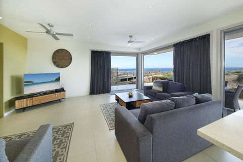Ocean Ave 1/21 - Anna Bay - Gold Coast 4U 1