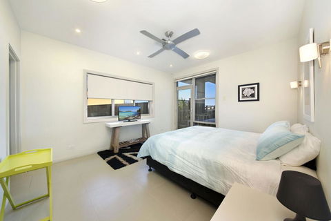 Ocean Ave 1/21 - Anna Bay - Gold Coast 4U 3