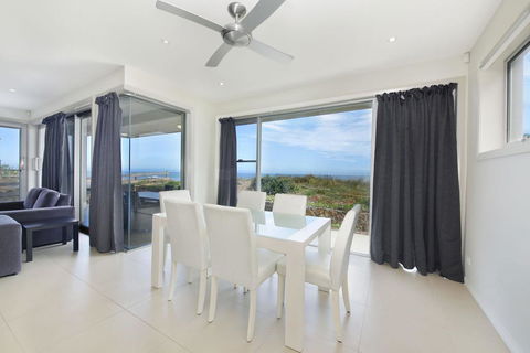 Ocean Ave 1/21 - Anna Bay - Gold Coast 4U 2
