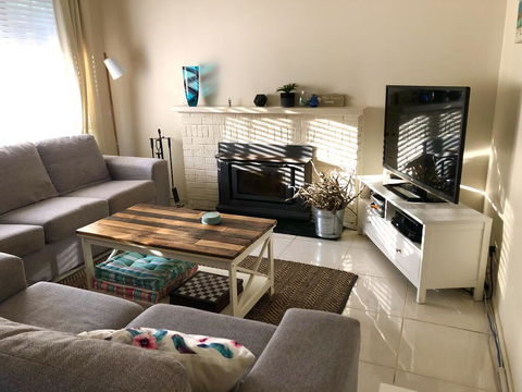 Ocean Beach Cottage - Accommodation Gold Coast 3
