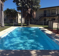 Ocean Breeze Units - 1 Gold Coast