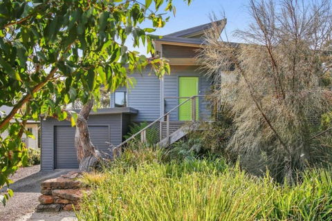 OCEAN ESCAPE - The Ultimate Luxury Beach House - Accommodation Gold Coast 2