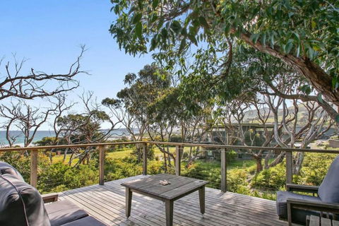 OCEAN ESCAPE - The Ultimate Luxury Beach House - Accommodation Gold Coast 3