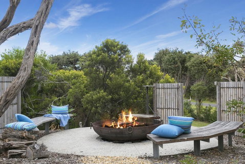 Ocean Luxe Retreat Luxury House With Pool, Tennis Court, Fireplace, Walk To Beach - Accommodation Gold Coast 3