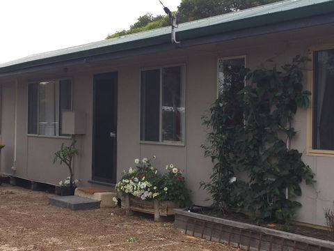 Ocean Song Cottage - 1 Gold Coast 2