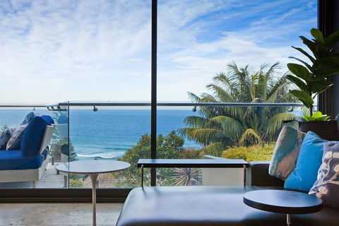 Ocean Vista Luxury Home At Curl Curl - Gold Coast 4U 0