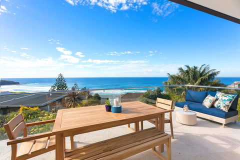 Ocean Vista Luxury Home At Curl Curl - Gold Coast 4U 1