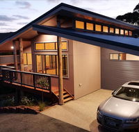 Ocean Islands  Whales  - Accommodation Gold Coast