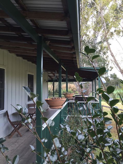 Old Schoolmaster's Cottage On The Barrington River - Accommodation Gold Coast 3