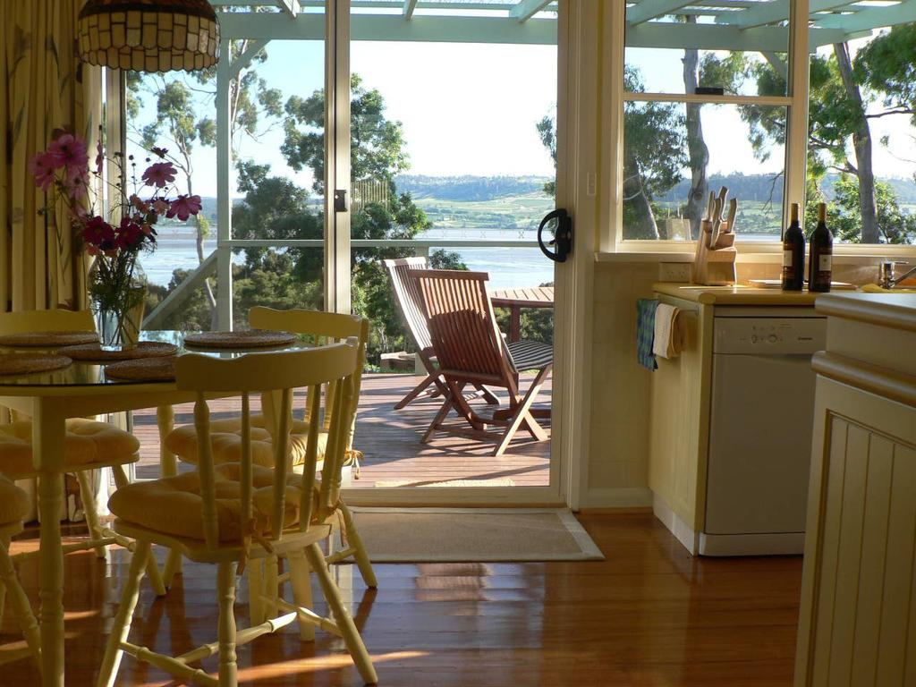 Windermere TAS Accommodation Gold Coast