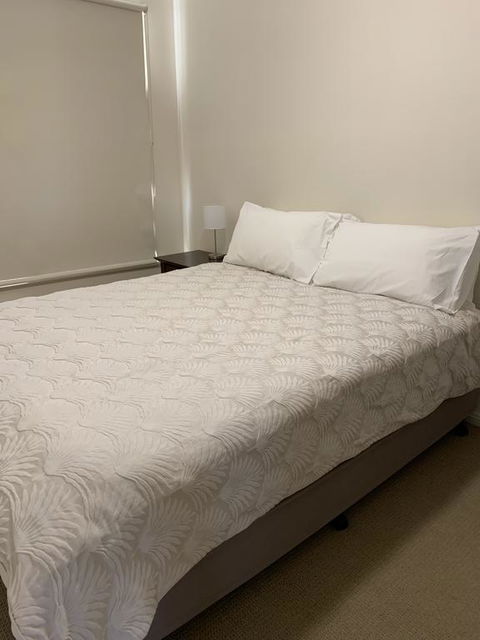One Bedroom Apartment - Gold Coast 4U 2