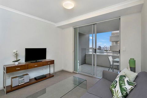 One Bedroom Apartment Atchison St(L1006) - Gold Coast 4U 0