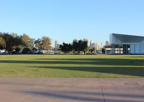 One Bedroom Apartment With Free Wifi - 1 Gold Coast 1