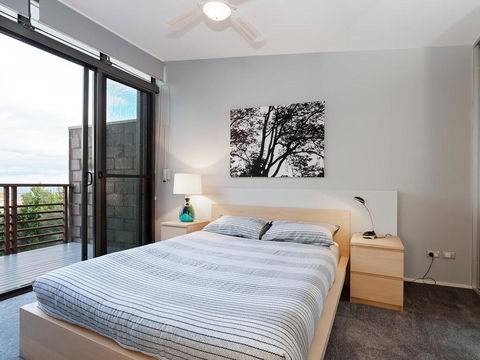 One Mile Ridge', 12a/26 One Mile Close - Stunning Views, Air Con, Infinity Pool - Gold Coast 4U 1
