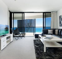 Oracle Sleek  Stylish 2 Bedroom Ocean View - Gold Coast 4U