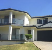Orana Beach holiday home at Boat habour - Gold Coast 4U