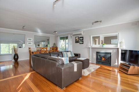 Orcades Beach House - Accommodation Gold Coast 2