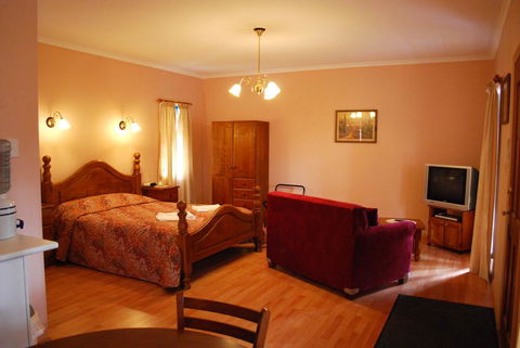 Osteria Sanso B&B - Gold Coast 4U 2