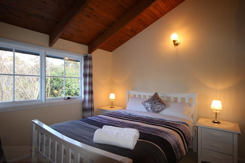 Our Glenbogle - 1 Gold Coast 3