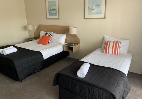 Outrigger Burleigh - Accommodation Gold Coast 2