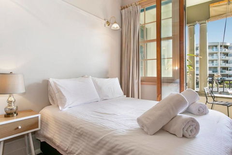 Oversized Manly Penthouse With 180 Ocean Views - Gold Coast 4U 1