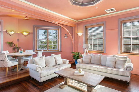 Oversized Manly Penthouse With 180 Ocean Views - Gold Coast 4U 2