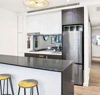 Pacific Bliss Executive Stay - Gold Coast 4U