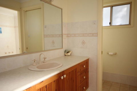 Pacific Breeze - 118 Camden Head Rd Dunbogan - Gold Coast 4U 1