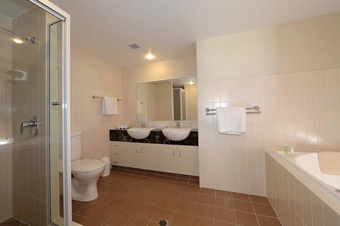 Pacific Reef By Kacys - Accommodation Gold Coast 3