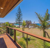 Pacifica 1 - On the beach at Brooms Head - Gold Coast 4U