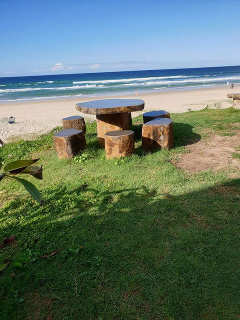 Palmy Sea Breeze - 1 Gold Coast 2