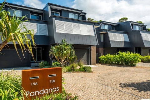 Pandanas Apartments 15B - Mollymook Beach - Gold Coast 4U 2