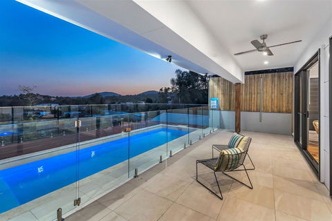 Panoramic Views Villa Birdwood Terrace 4 Bedroms - Toowong - Gold Coast 4U 0